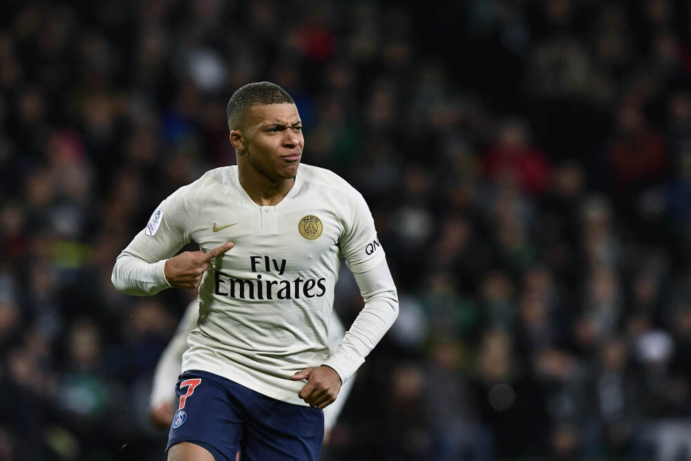 新华视点｜“冷资源”点燃“热经济” 多地冰雪活动精彩纷呈